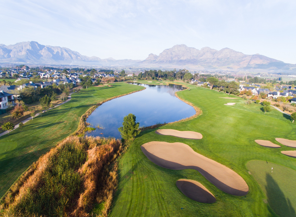 Die ultimative Afrika-Safari & Championship-Golf-Kollektion 2026 – 11 Nächte | 7 Championship-Runden 3
