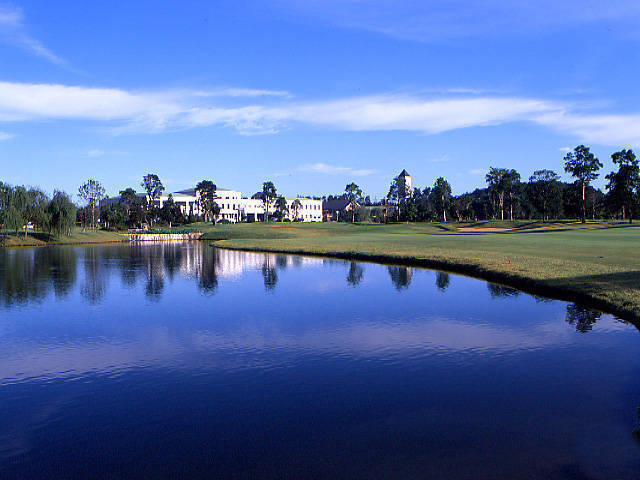 Osaka–Kobe Grand Luxury Golf Escape 5 Nights | 3 Championship Rounds | Private Chauffeur