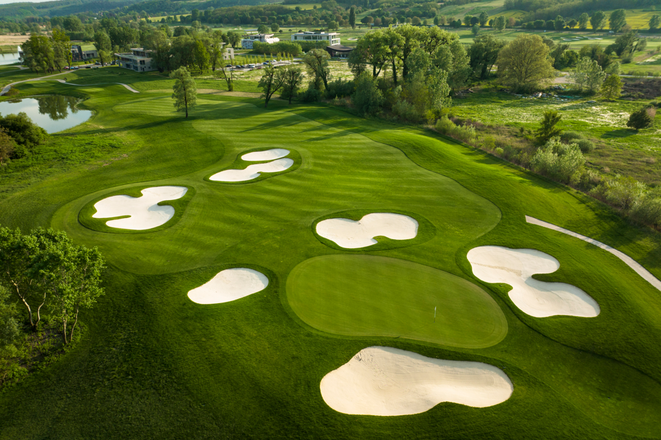 Ungarn: Luxus-Golfurlaub im Zala Springs Health & Golf Resort — 5 Nächte | 3 Championship-Runden | Golf • Wein 3